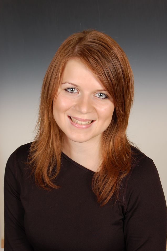 PhDr. Júlia Kruľová 